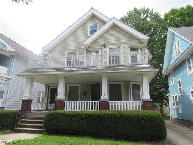 Building Photo - 1520 Ridgewood Ave