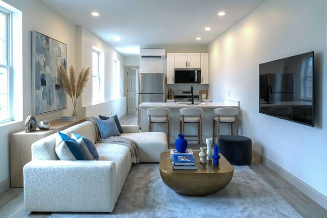 Photo - Beautifully Renovated 1 Bedroom in Providence! Available 6/1 Unidad 303