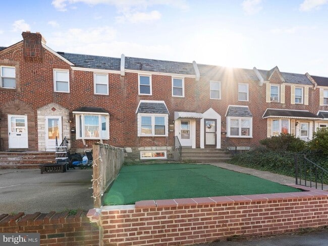 Building Photo - 6643 Algard St