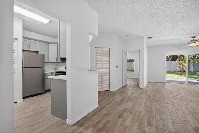 Photo - 1263 SW 48th Terrace