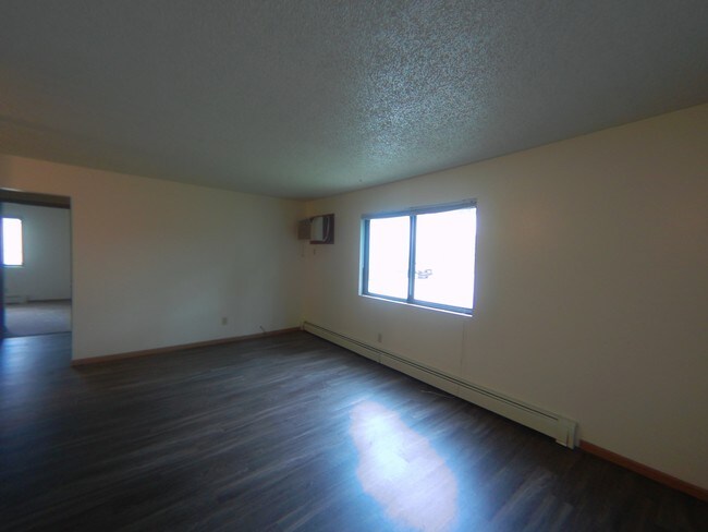 Photo - 650 S Johnson St