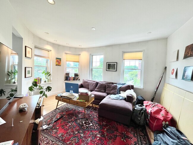 Photo - 5 Braemore Rd Unidad 17 Rental