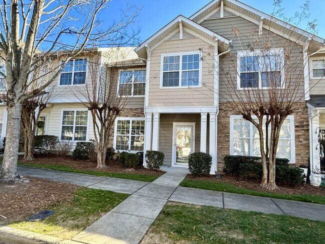 Building Photo - 1121 Drummond Ln