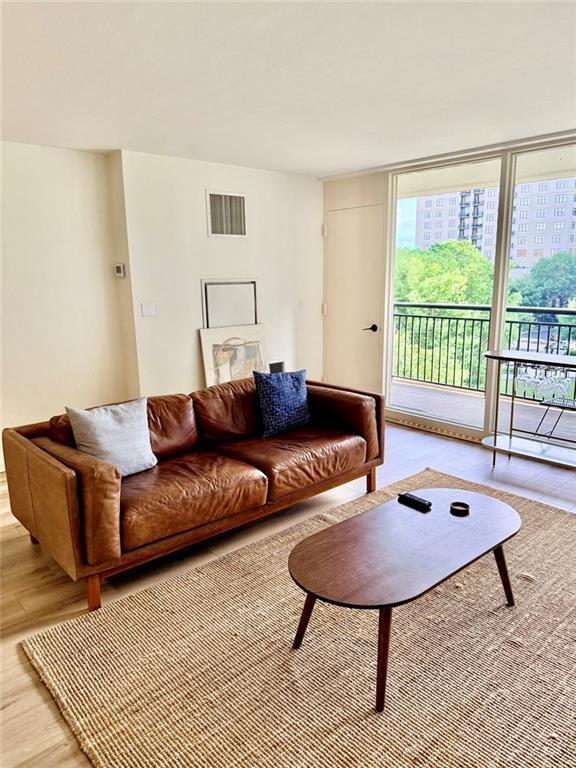Photo - 620 Peachtree St NE Unit 508