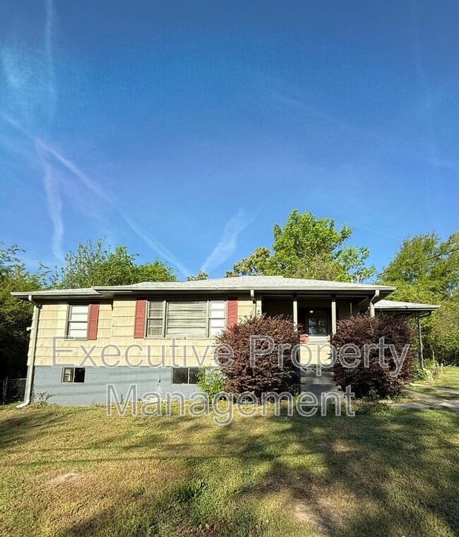 Building Photo - 2320 5th St NW