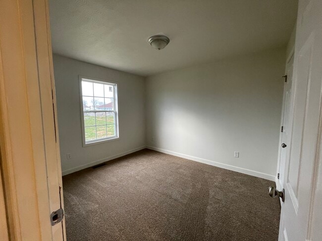 Photo - 717 Village Creek Dr Unit B