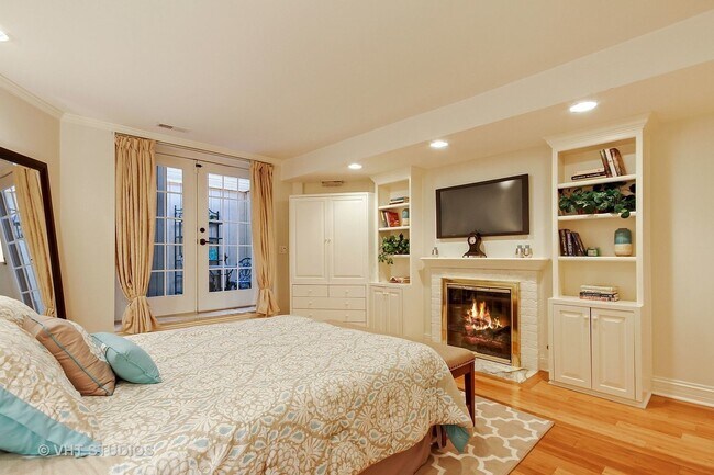 Photo - 82 E Elm St Unidad 1