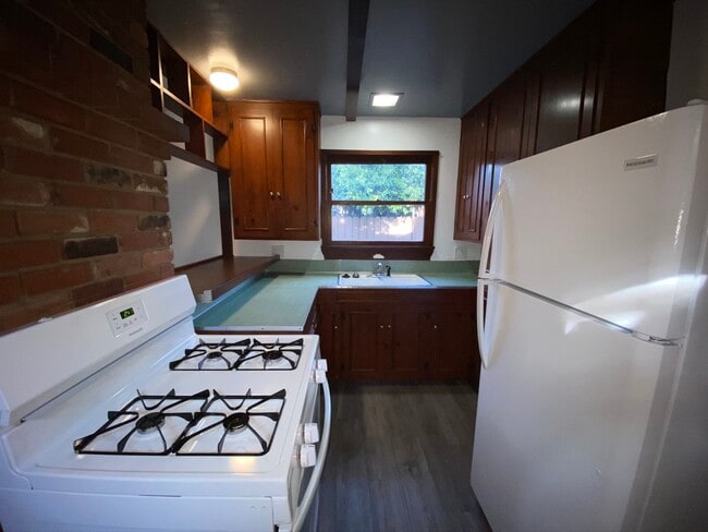 Photo - 4845 Agnes Ave