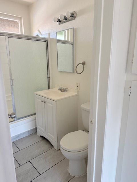 Photo - 11820 Hart St