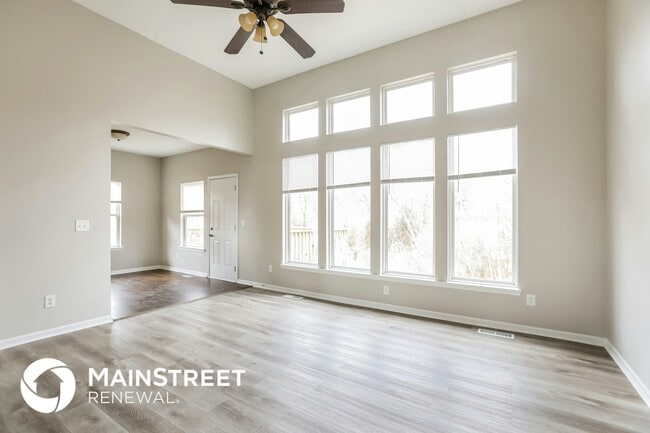 Photo - 12535 E 56 St