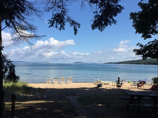 Photo - 855 E Front St Unidad Beach house on west bay