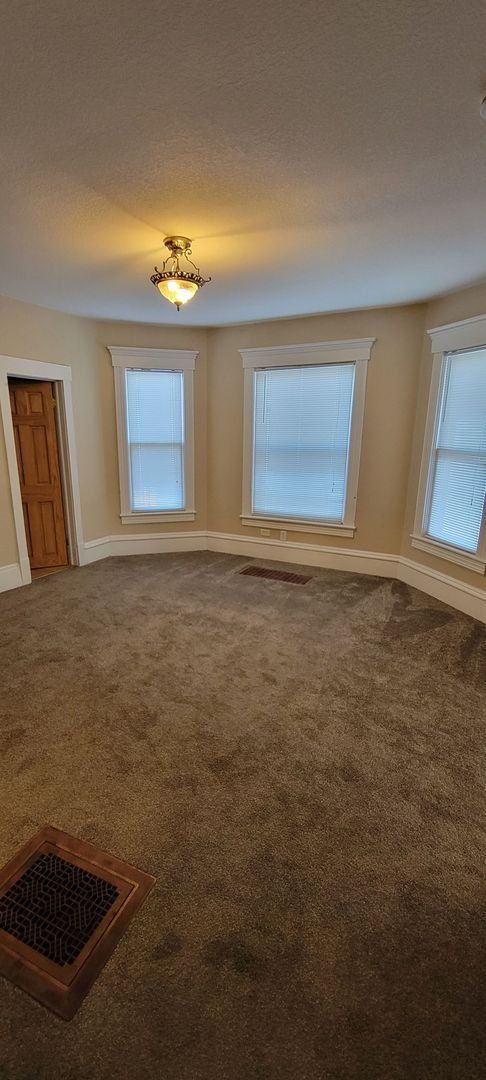 Photo - 2 Bedroom 1 Bath Unit 1123 W 22nd