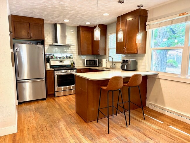 2515 W 39th Ave