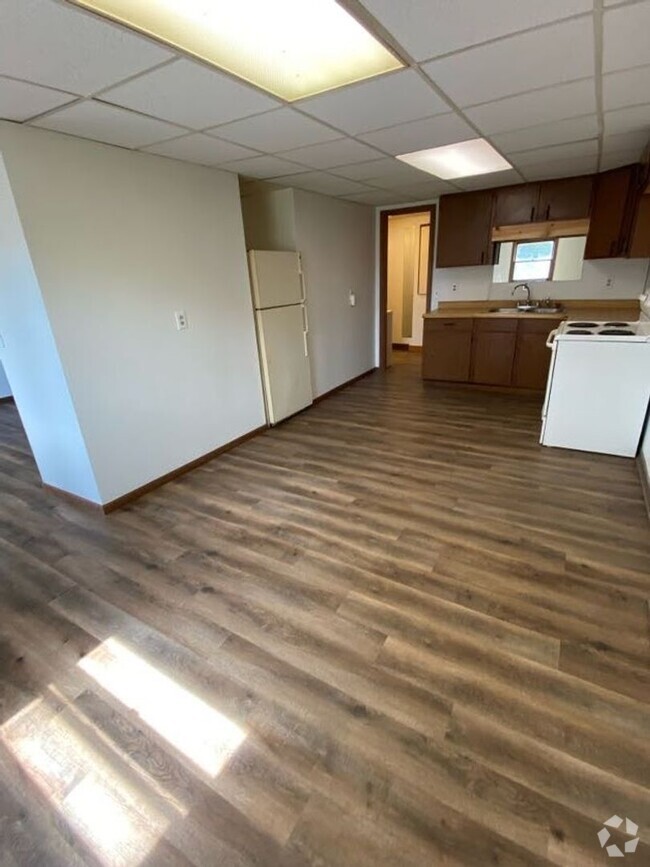 Building Photo - Northstar Apartments Unit 3