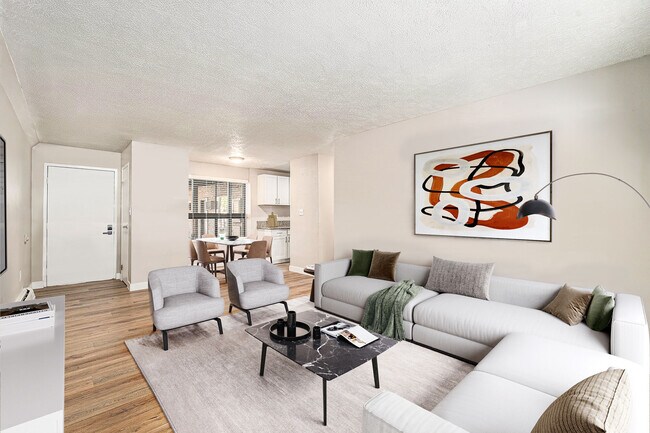 Building Photo - The Rambler