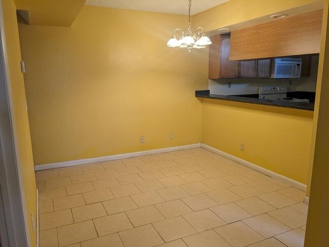 Photo - 3822 Victoria Dr