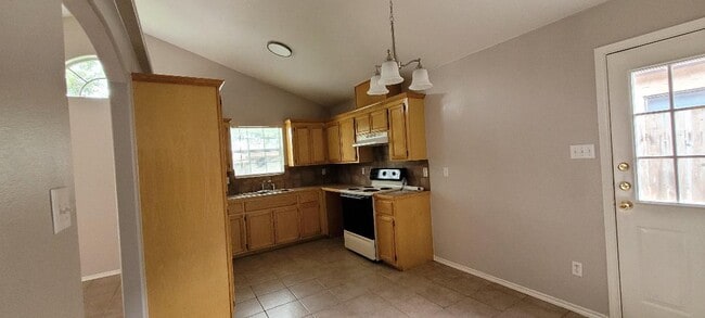 Photo - 624 DFW Dr Unit 0