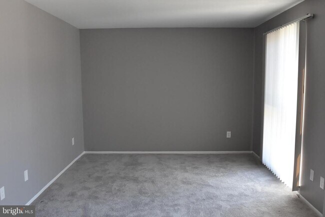 Photo - 2050 Royal Fern Ct Unit 11A