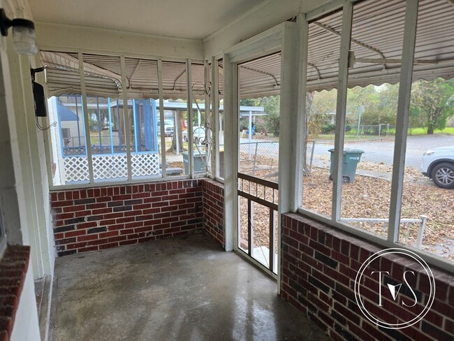 Photo - MOVE-IN READY NOW!