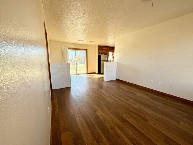 Photo - Close to Everything!