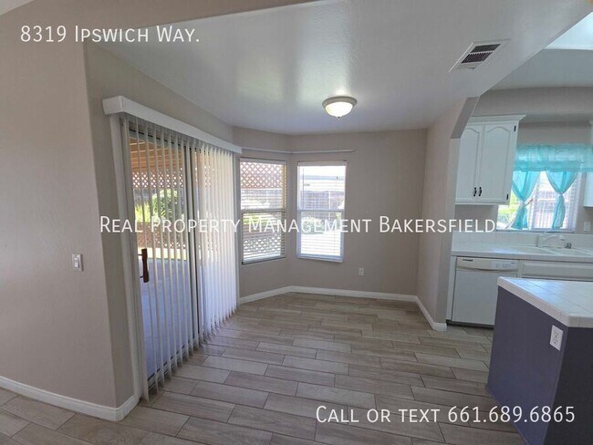 Photo - 8319 Ipswich Way