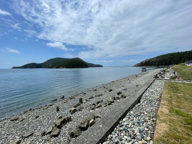 Photo - 2305 Skyline Way