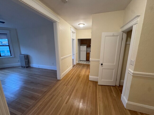 Photo - 1127 Commonwealth Ave Unidad 10