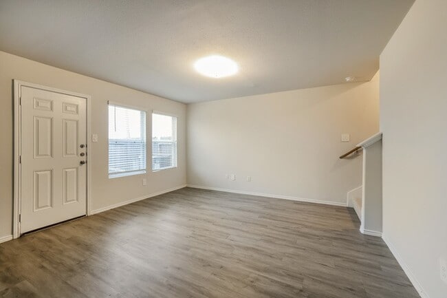 Photo - 21502 Kimro Ln Casa