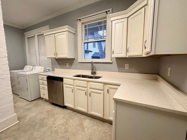 Photo - 333 Division Ave