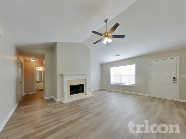 Photo - 177 Whetstone Way