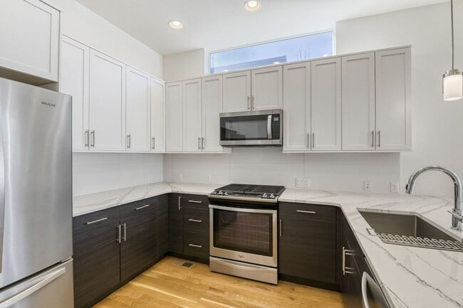 Photo - 1356 Snowberry Ln