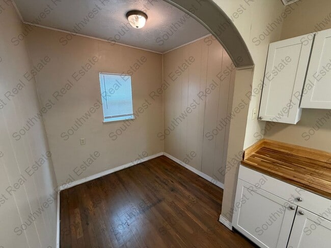 Photo - 2 bedrooms 1 bath home.