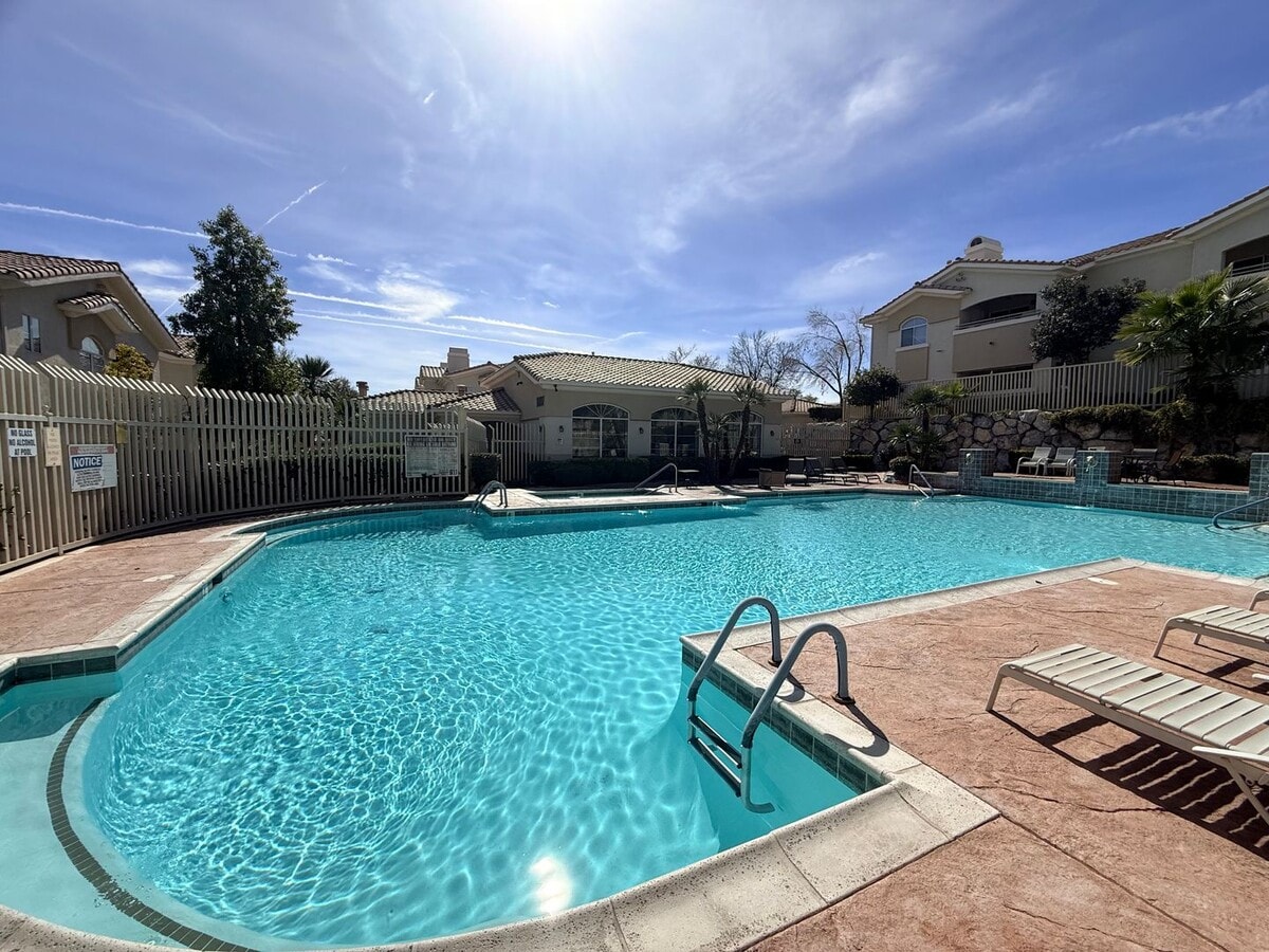 Photo - 1500 Cardinal Peak Ln