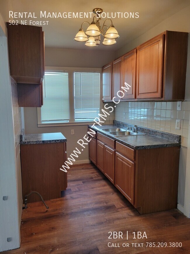 *OAKLAND NEIGHBORHOOD* 502 NE Forest 2 BE... Rental House Rental in