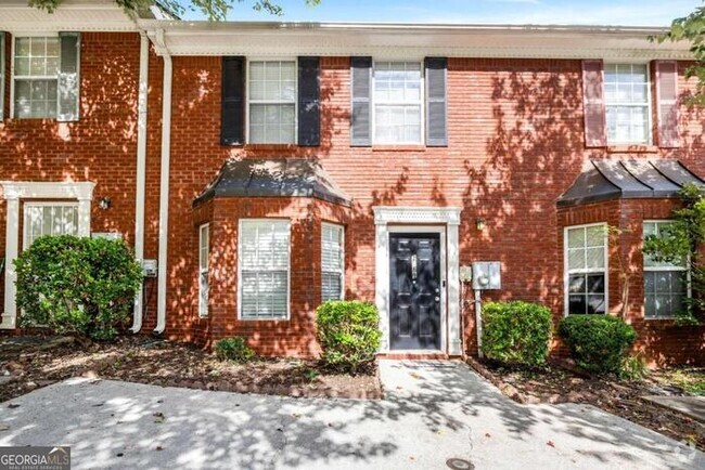 Building Photo - Ready to move-in, 2 bedroom, 2.5bath town ... Rental