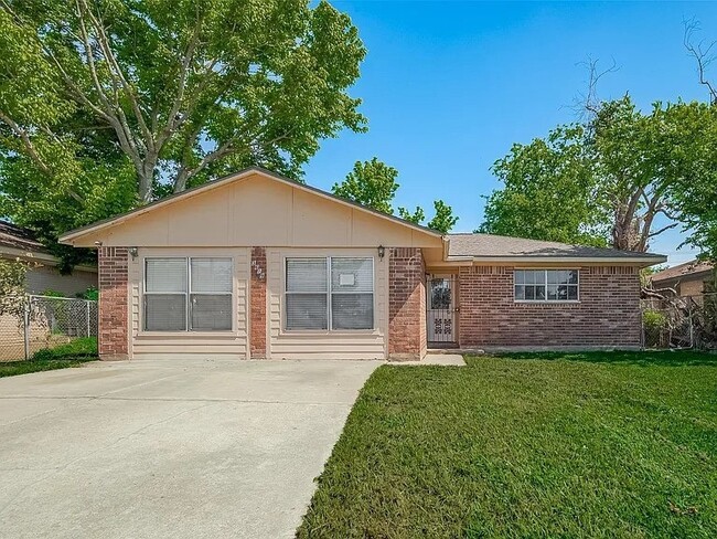 Building Photo - 3619 Kilkenny Dr Rental