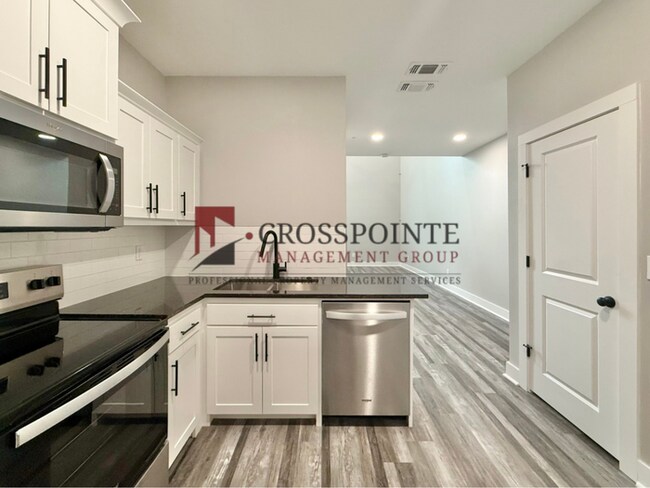Photo - 1 Bedroom Loft at The Cannery! Tour Today!