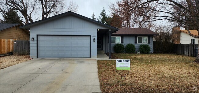 Building Photo - 1377 E Wright St Rental