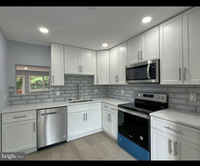 Photo - 43 Wellspring Cir