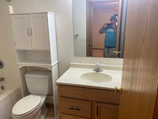 Photo - 607 Apple Hill Way