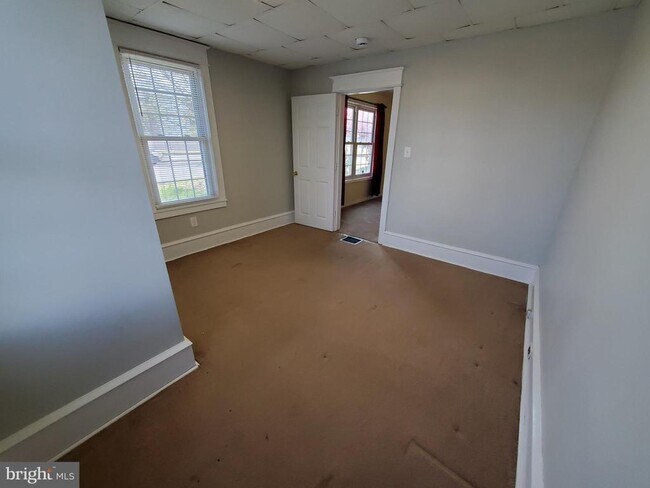 Photo - 191 W Cohawkin Rd Unit A - DOWNSTAIRS