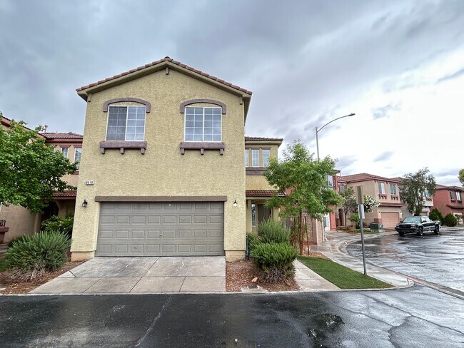 Desirable Gated 3 Bedroom 2.5 Bathroom Hom... - Desirable Gated 3 Bedroom 2.5 Bathroom Hom... Casa