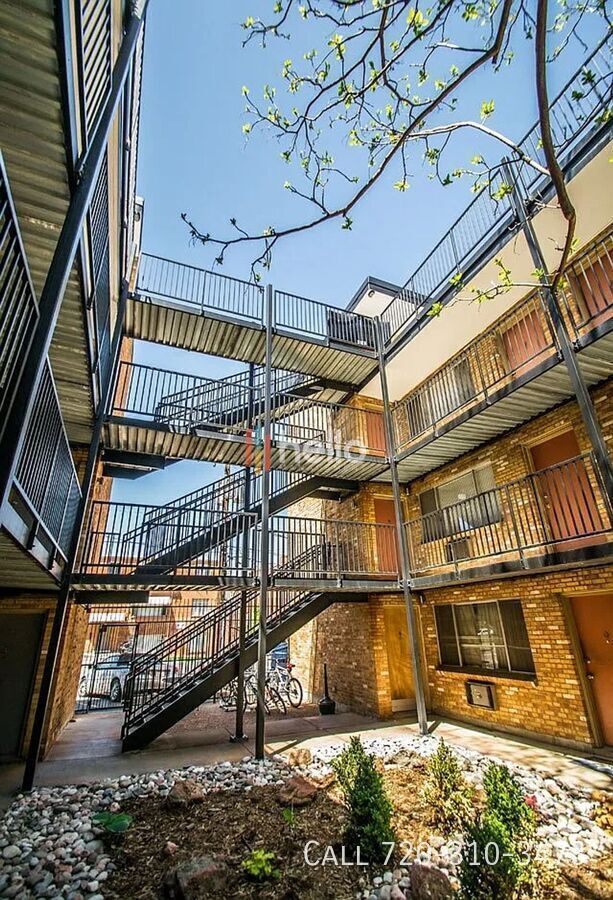 Photo - 809 N Dexter St Unit 401