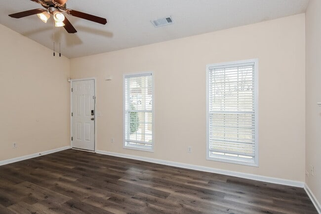 Photo - 150 Celestial Run