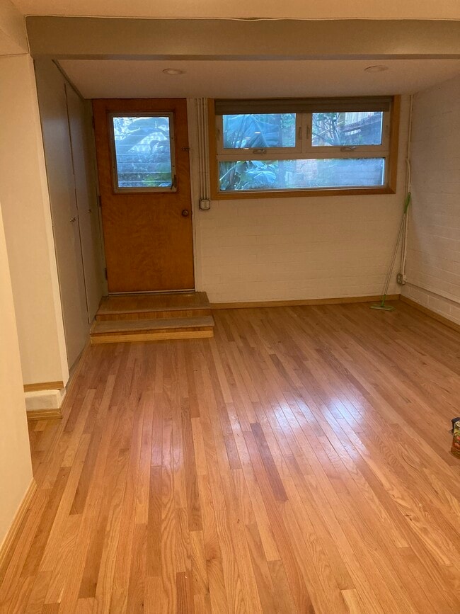 Photo - 2160 Stanley Hills Dr