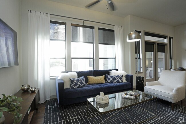 Building Photo - Elevate Your Everyday in the City Unit SCR1