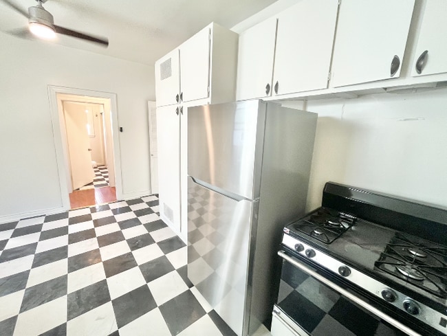 Photo - 1965 Wilcox Ave Apartment Unit 2