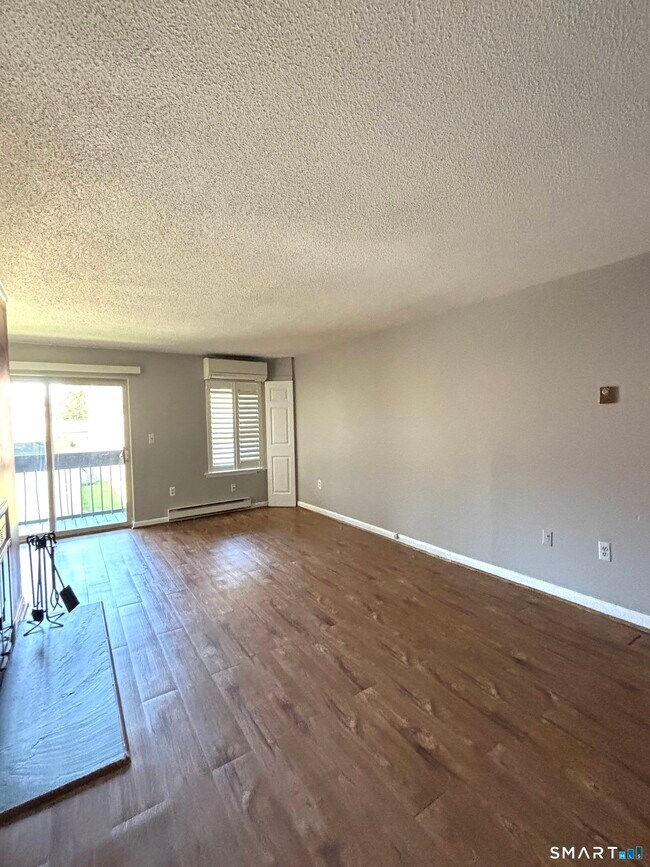 Photo - 90 Kane St Unit B6
