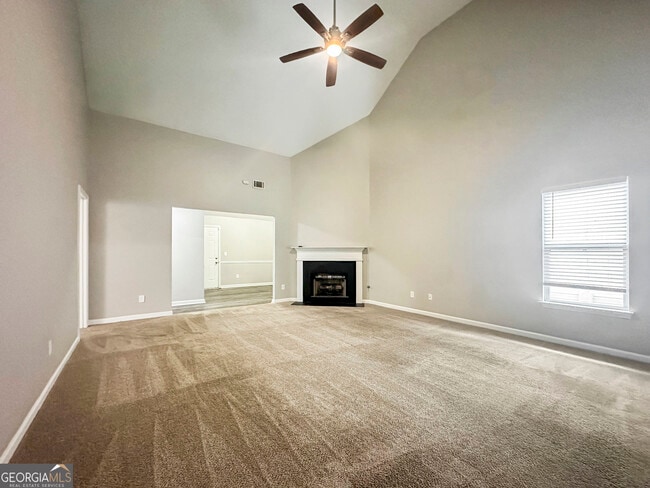 Photo - 5021 Serenity Point Ln