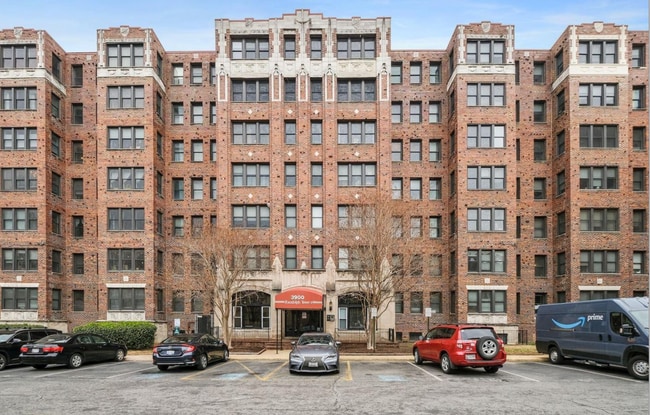 Photo - FABULOUS ONE BED WITH PARKING IN COLUMBIA HEIGHTS